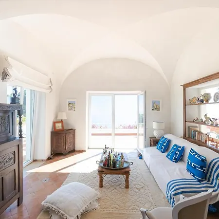 ヴィラ Le Tuie By Elite